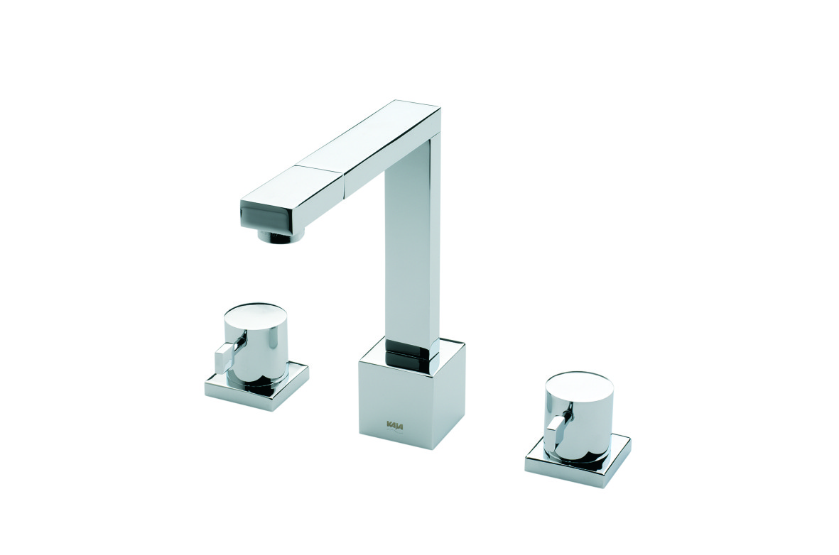 BQUADRAT 3-Loch-Waschtisch Ausladung 136mm  mit  schwenkbarem Auslauf chrom